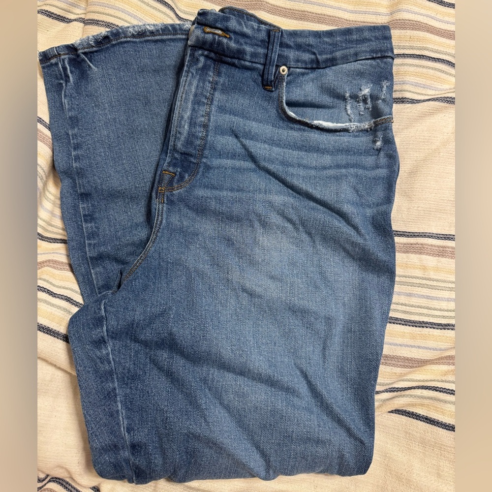 SOLD****Women’s Good American Jeans Size 16